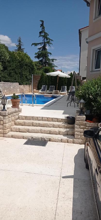 Villa Gregovica &T 2 Pula Exteriör bild